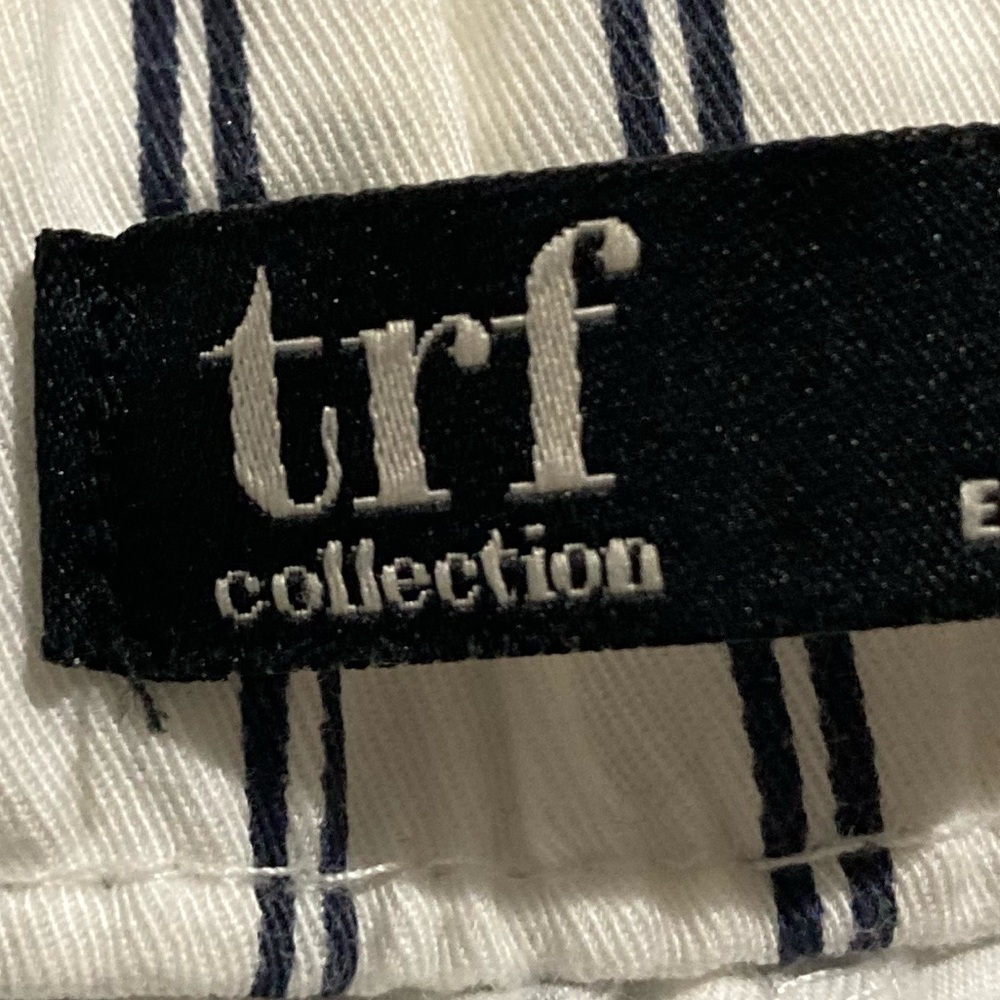 ZARA Tiefront High Waisted
Striped Shorts Size: Small - Picture 6 of 12